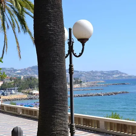 Casa Di Luciano Few Minutes From Sea Daire *