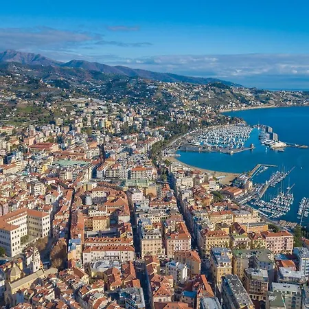 Daire Casa Di Luciano Few Minutes From Sea Sanremo